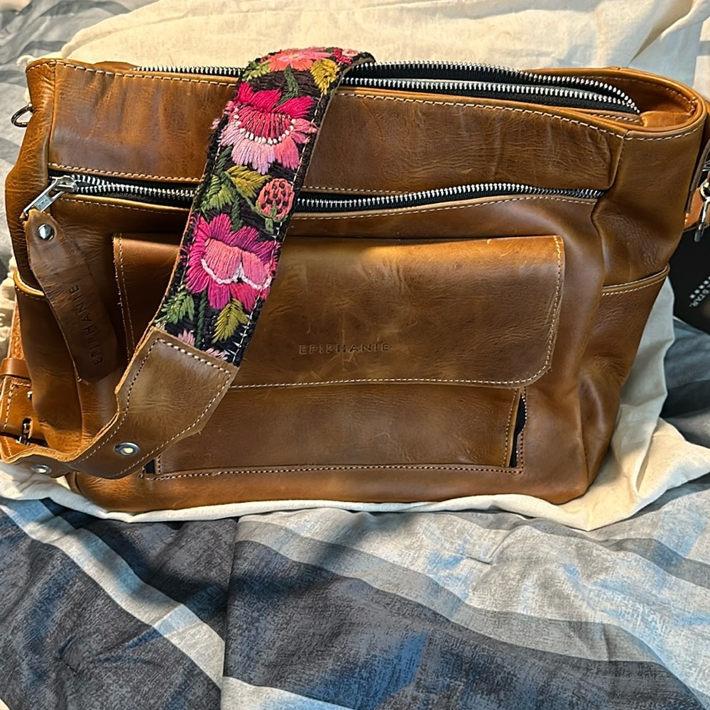 Epiphanie Verona Leather Bag